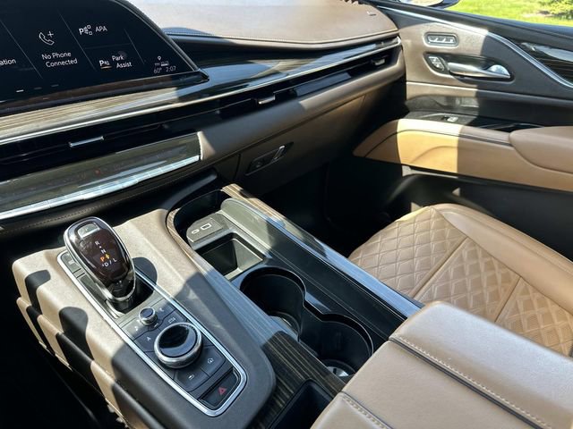 Used 2021 Cadillac Escalade Premium Luxury w/ LPO, Illumination Package AWD/4WD image 34