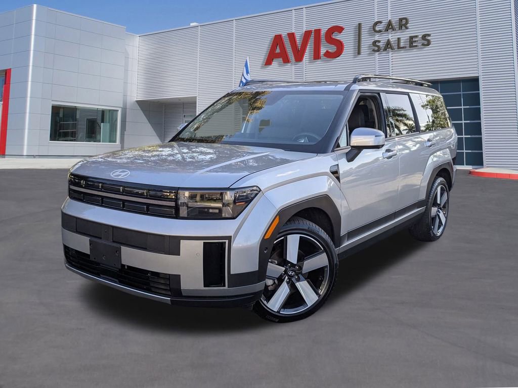 Used 2025 Hyundai Santa Fe Limited image 1