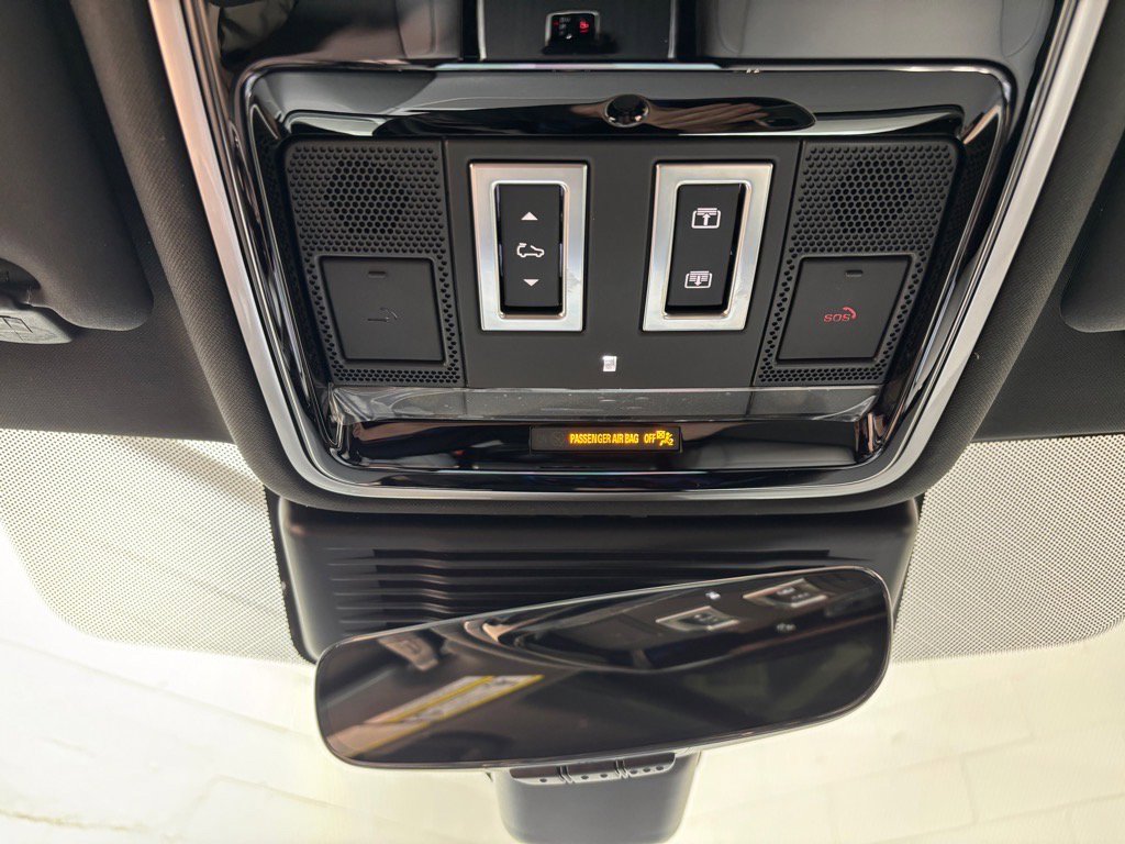 New 2026 Land Rover Range Rover Velar S image 12