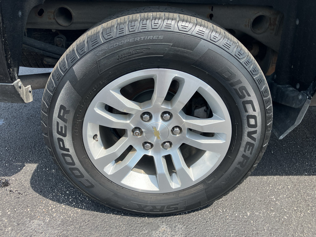 Used 2017 Chevrolet Silverado 1500 LT w/ All Star Edition AWD/4WD image 11