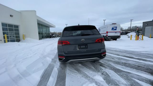 Used 2022 Volkswagen Taos SE image 7