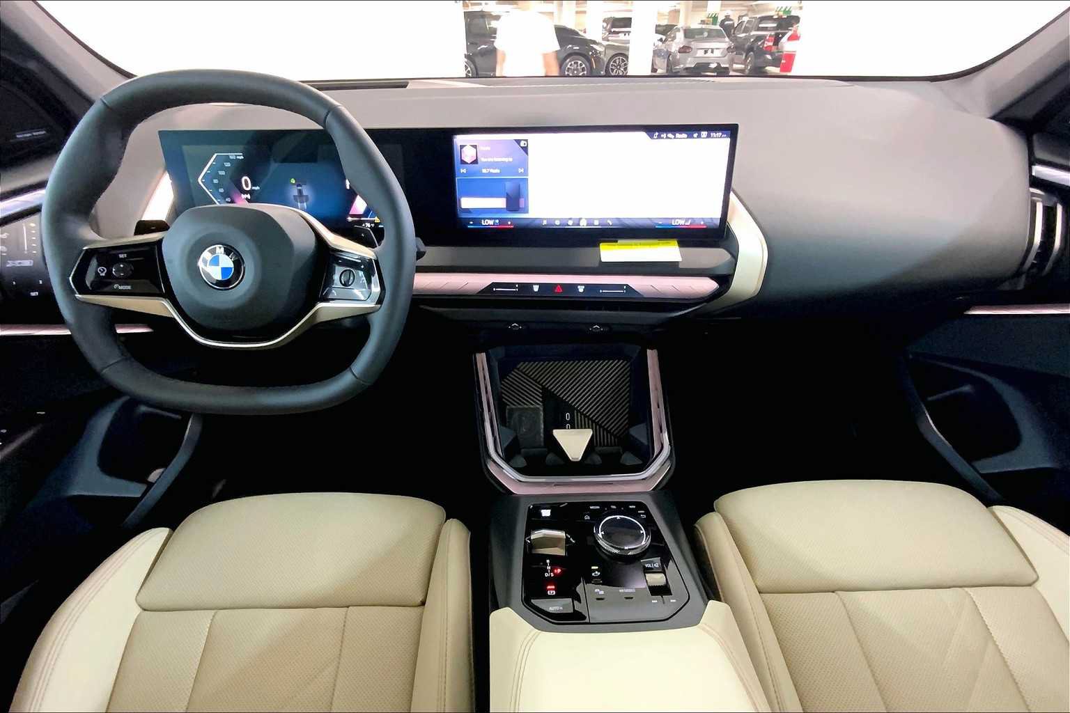 Used 2025 BMW X3 xDrive30i w/ Premium Package AWD/4WD image 5