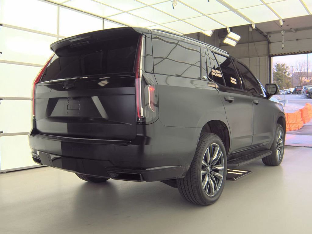 Used 2024 Cadillac Escalade Sport Platinum image 4