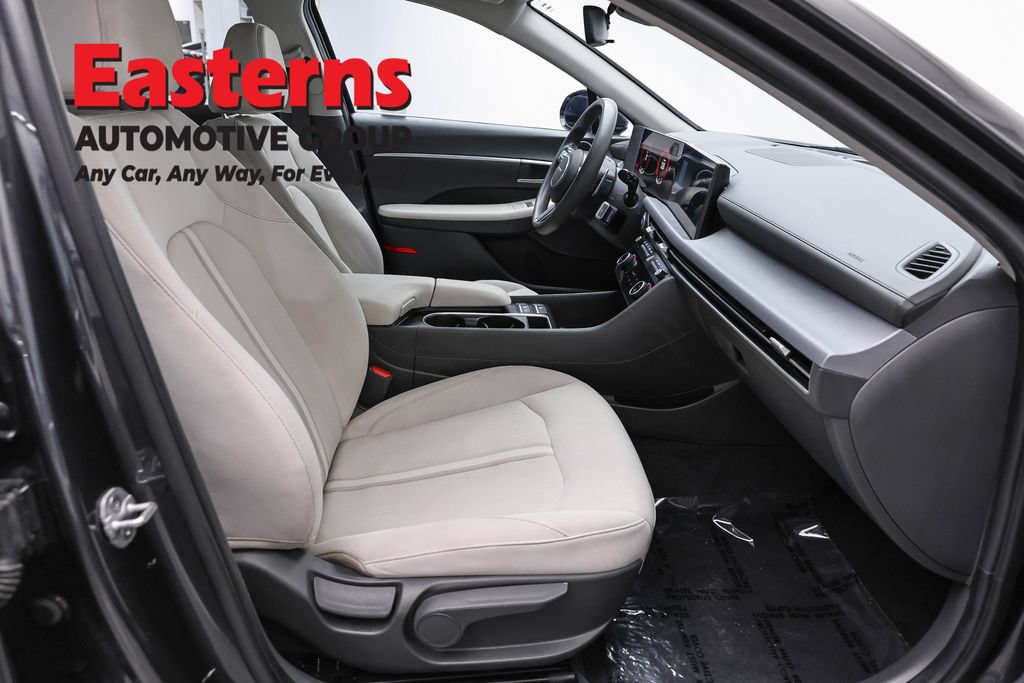 Used 2024 Hyundai Sonata SEL FWD image 25