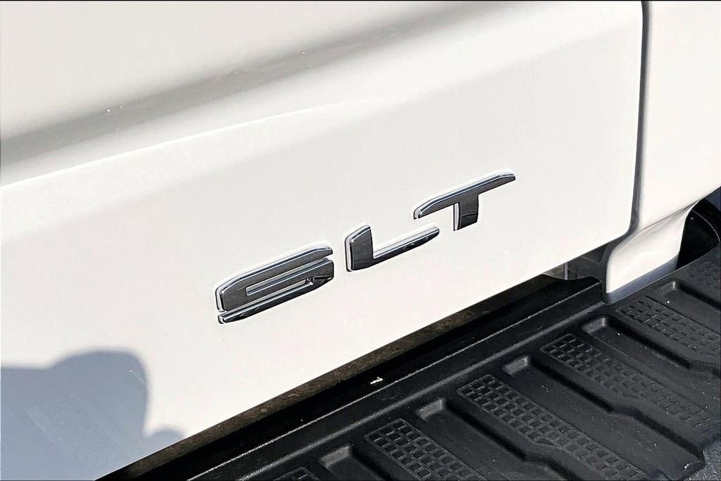 Used 2021 GMC Sierra 1500 SLT RWD image 24