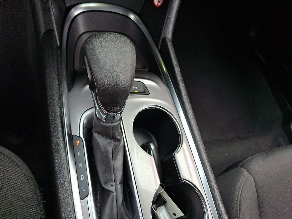 Used 2024 Chevrolet Malibu LT FWD image 17