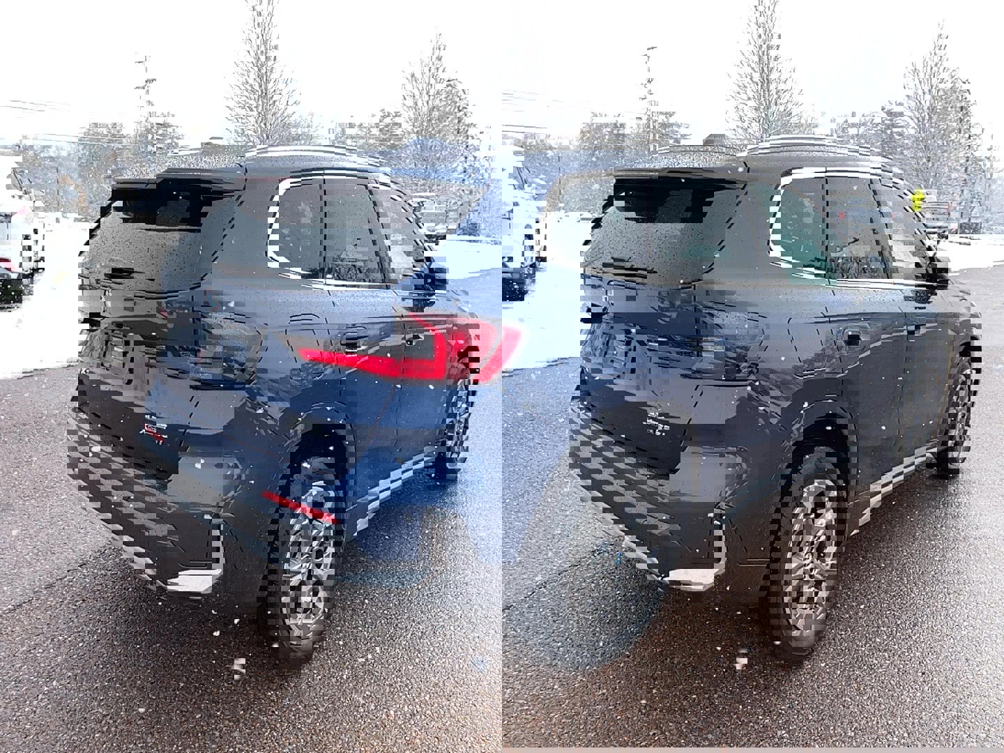 Certified 2023 BMW X1 xDrive28i w/ Premium Package image 6