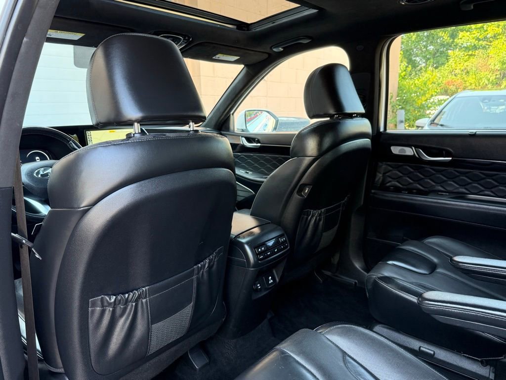 Used 2021 Hyundai Palisade Calligraphy image 19