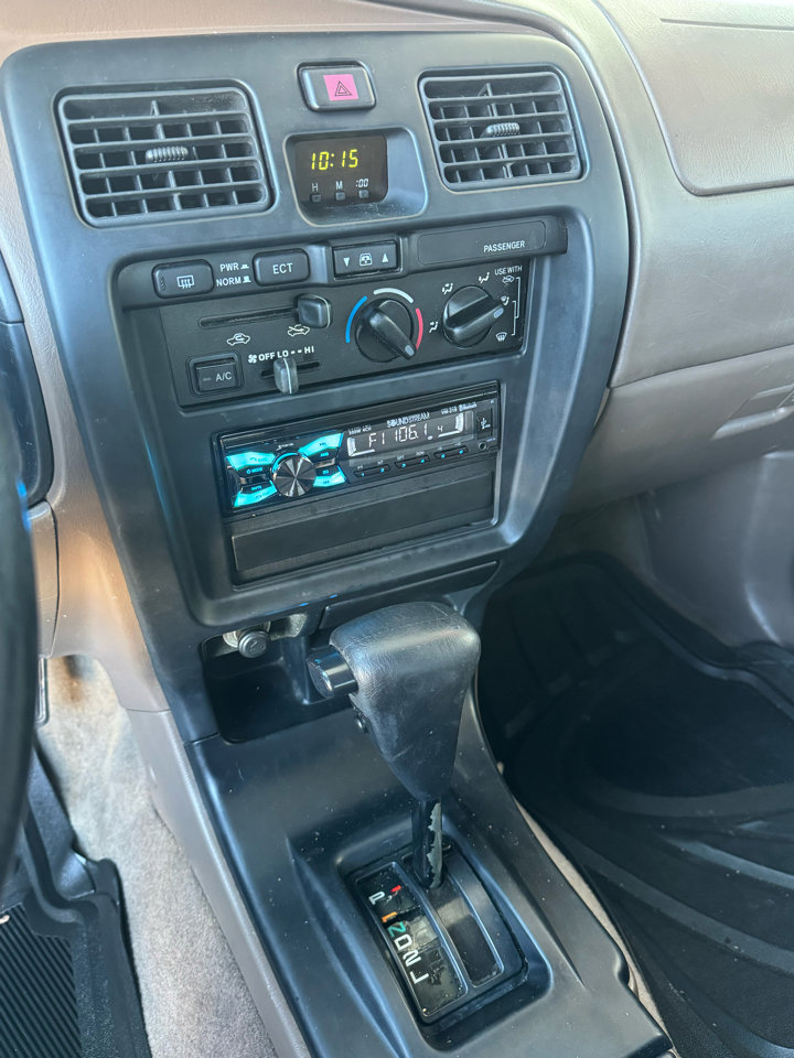 Used 2000 Toyota 4Runner 2WD image 13
