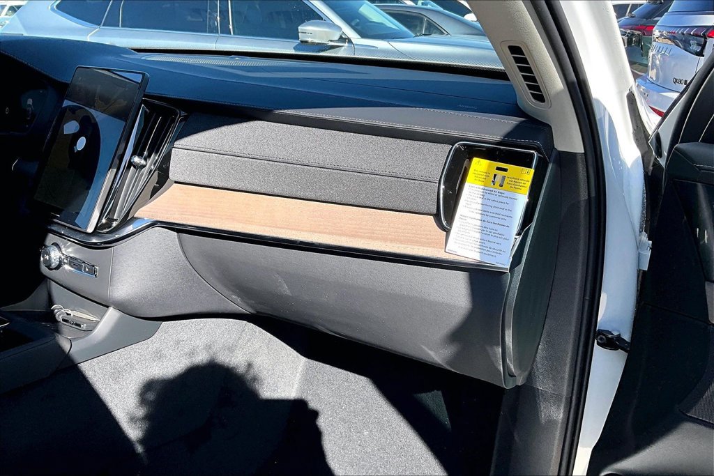 New 2026 Volvo XC90 B6 Plus AWD/4WD image 10