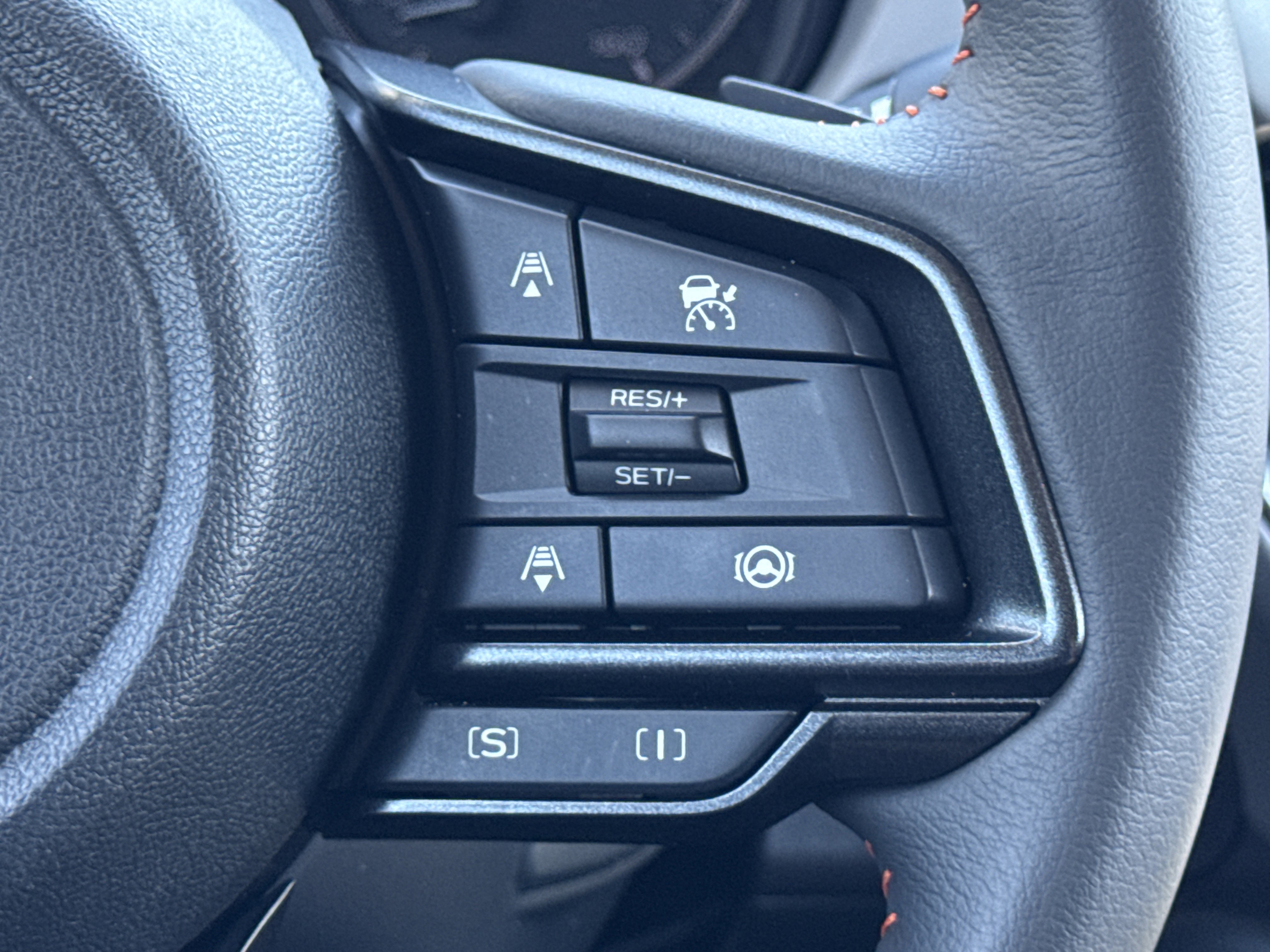 Certified 2025 Subaru Crosstrek 2.5i Limited image 6