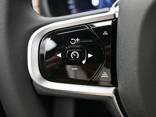 New 2026 Volvo XC90 B6 Plus w/ Protection Package Premier image 29