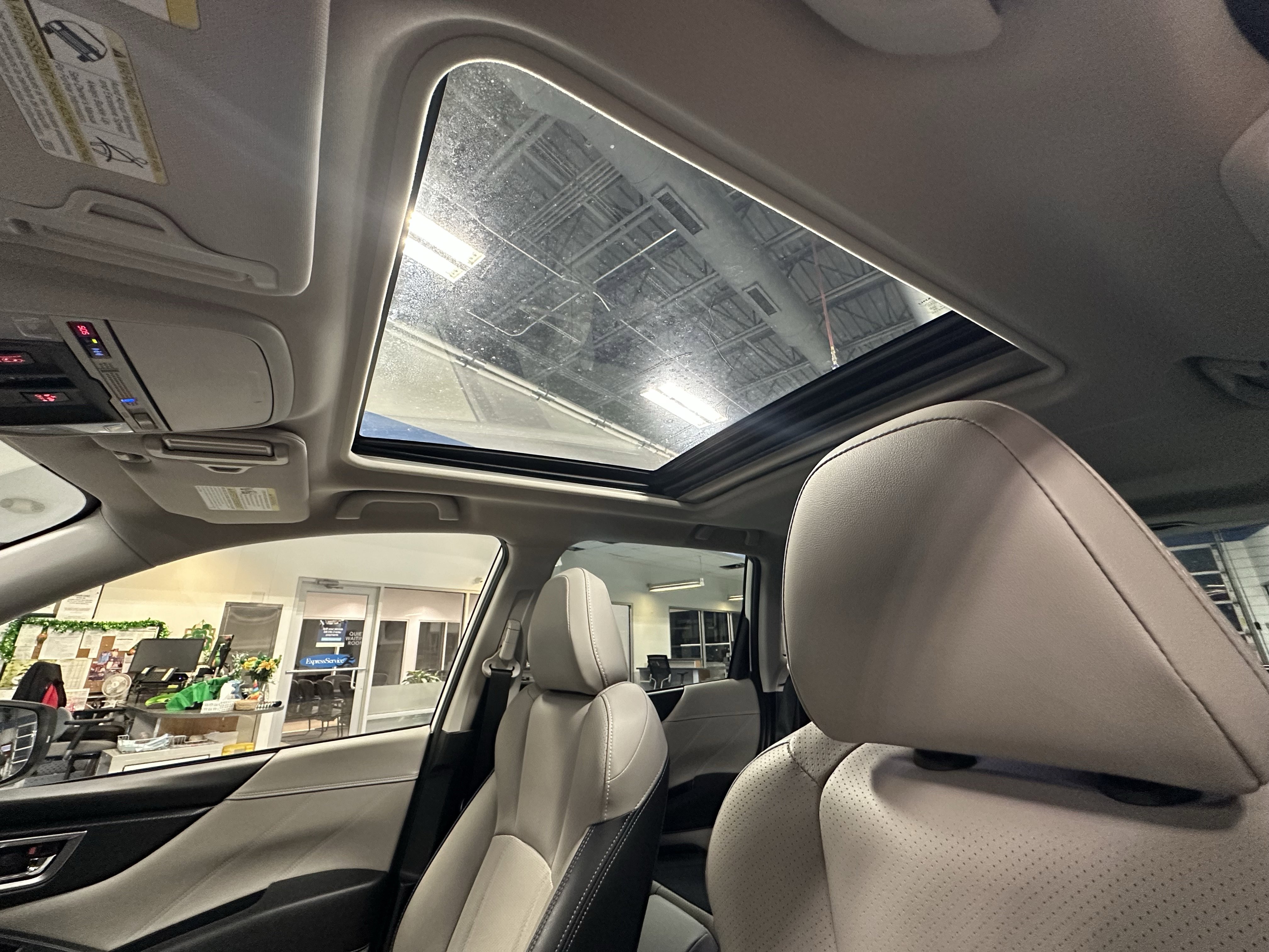 Used 2023 Subaru Forester Limited image 18