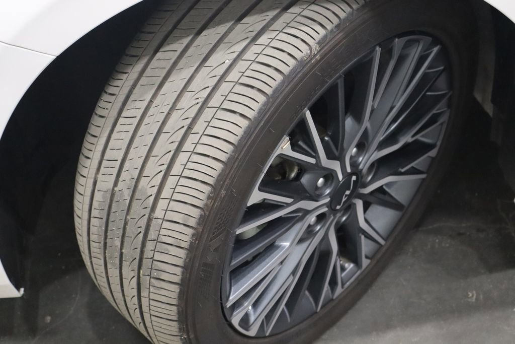 Used 2023 Kia Forte GT-Line w/ GT-Line Premium Package image 42