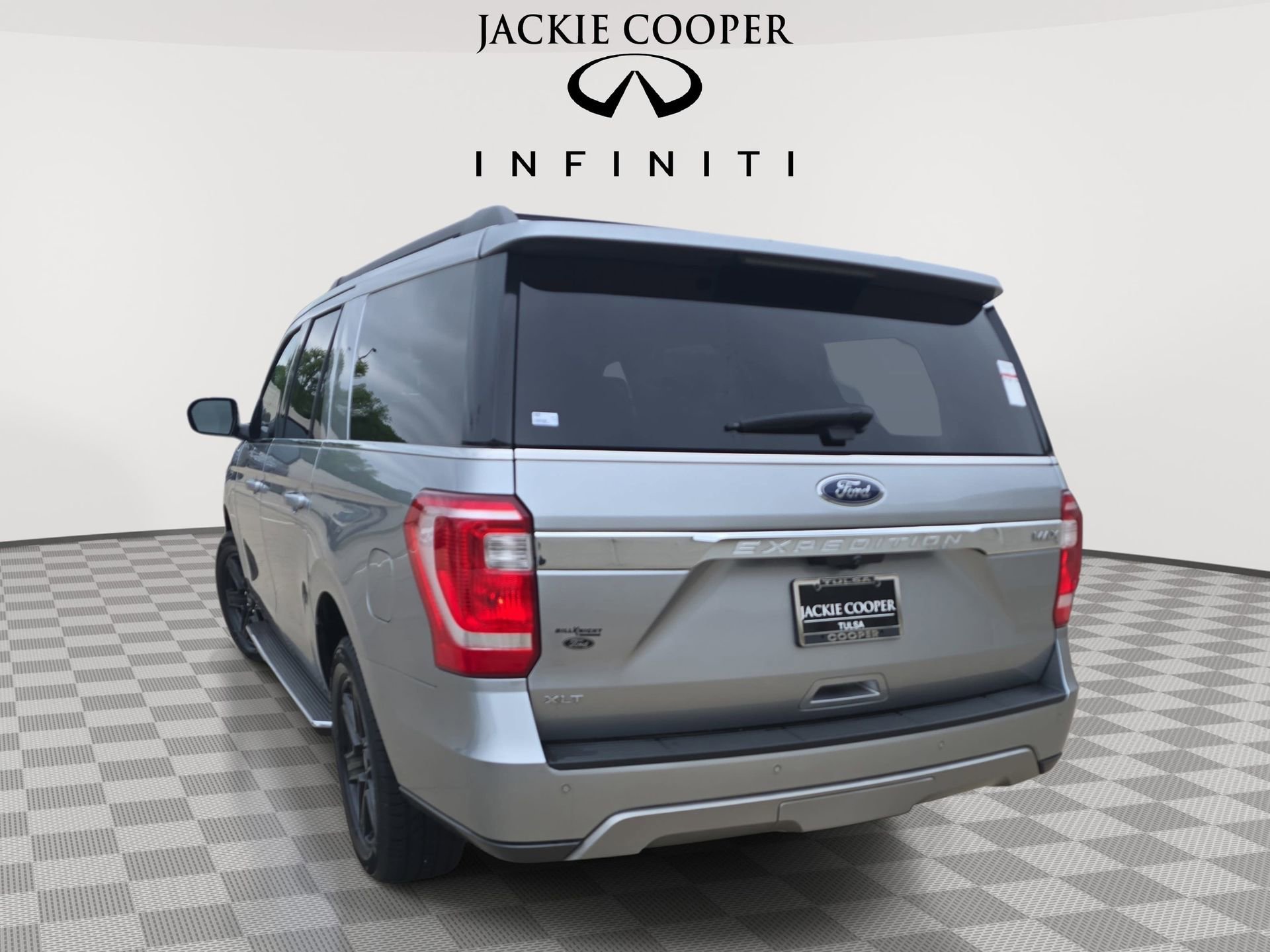Used 2021 Ford Expedition Max XLT AWD/4WD image 7