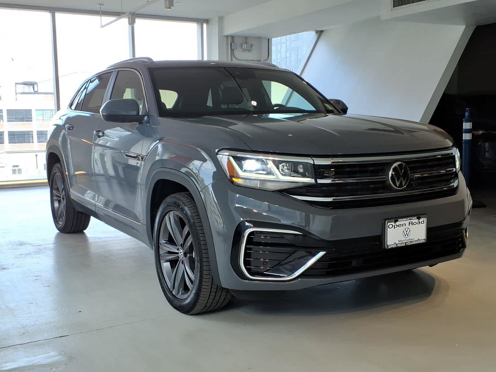 Used 2021 Volkswagen Atlas Cross Sport SEL R-Line AWD/4WD image 3