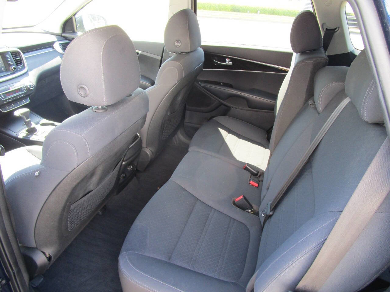 Used 2019 Kia Sorento S AWD/4WD image 9