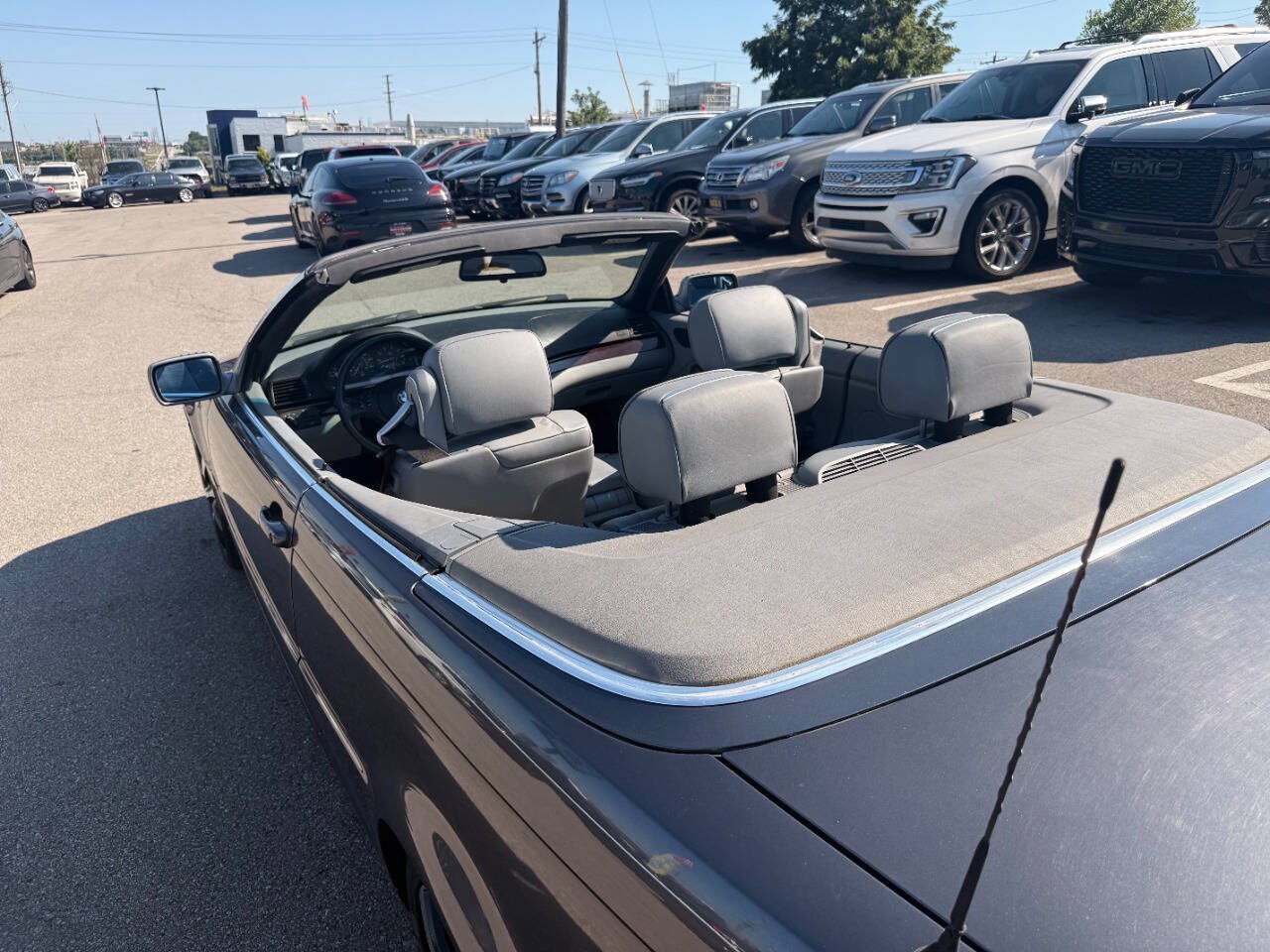 Used 2005 BMW 325Ci Convertible RWD image 36