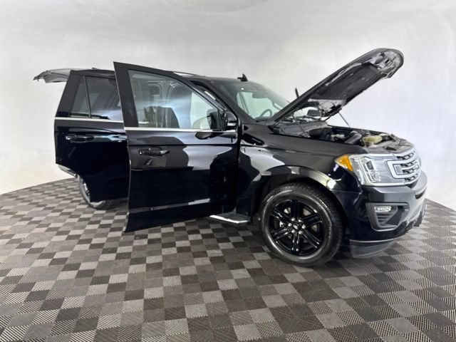 Used 2021 Ford Expedition XLT AWD/4WD image 15