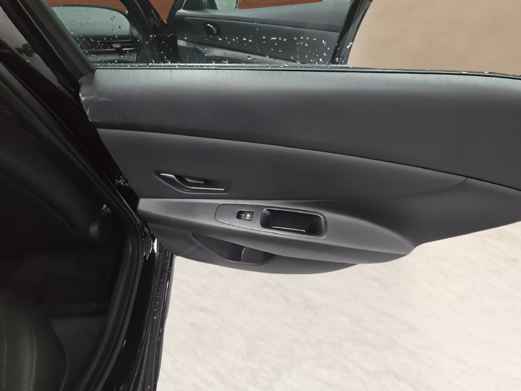 New 2026 Hyundai Elantra SEL Sport FWD image 22