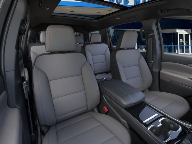 New 2027 Chevrolet Traverse LT w/ Sun and Wheel Package FWD image 16