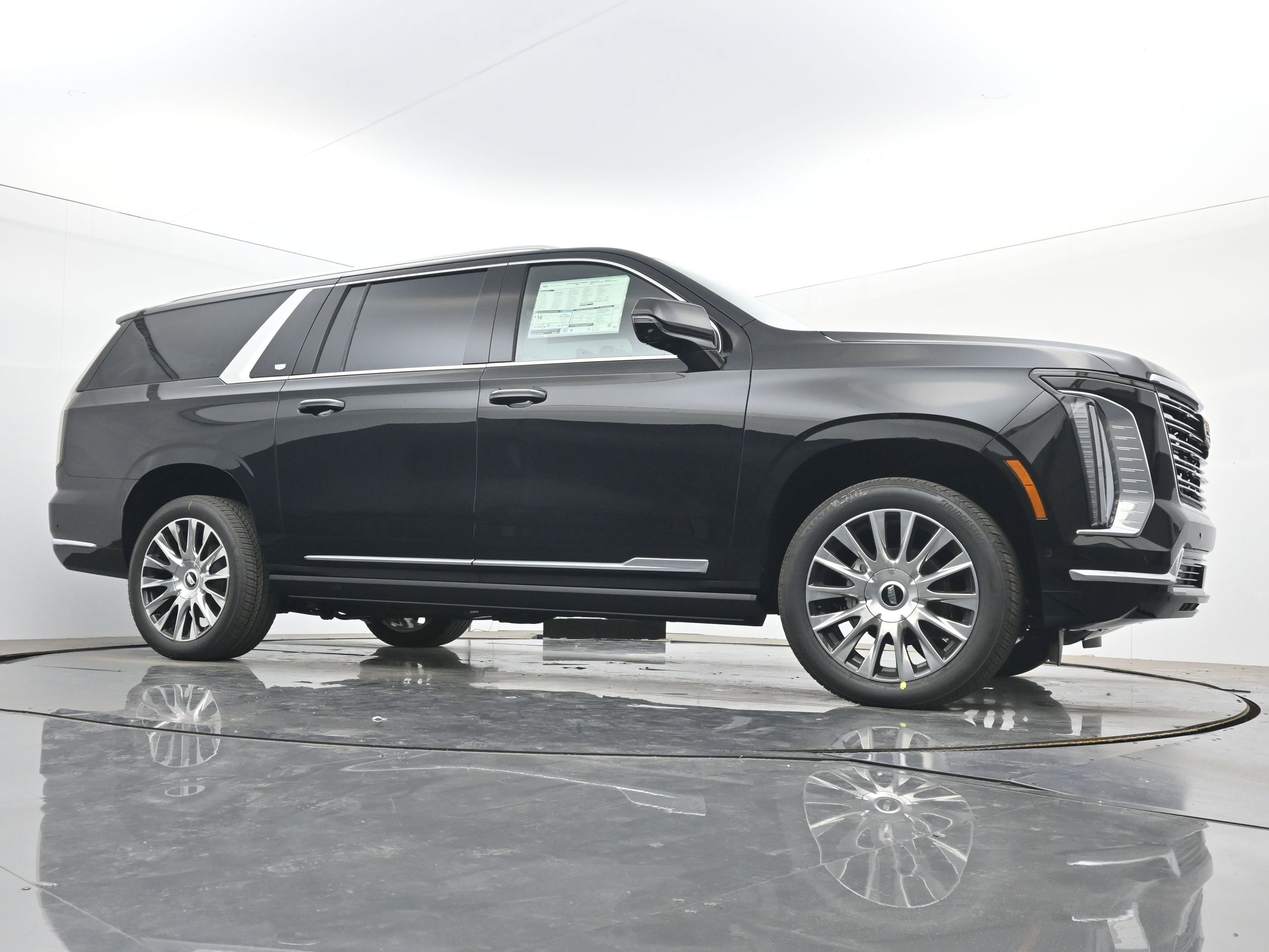 New 2026 Cadillac Escalade ESV Platinum Luxury AWD/4WD image 21