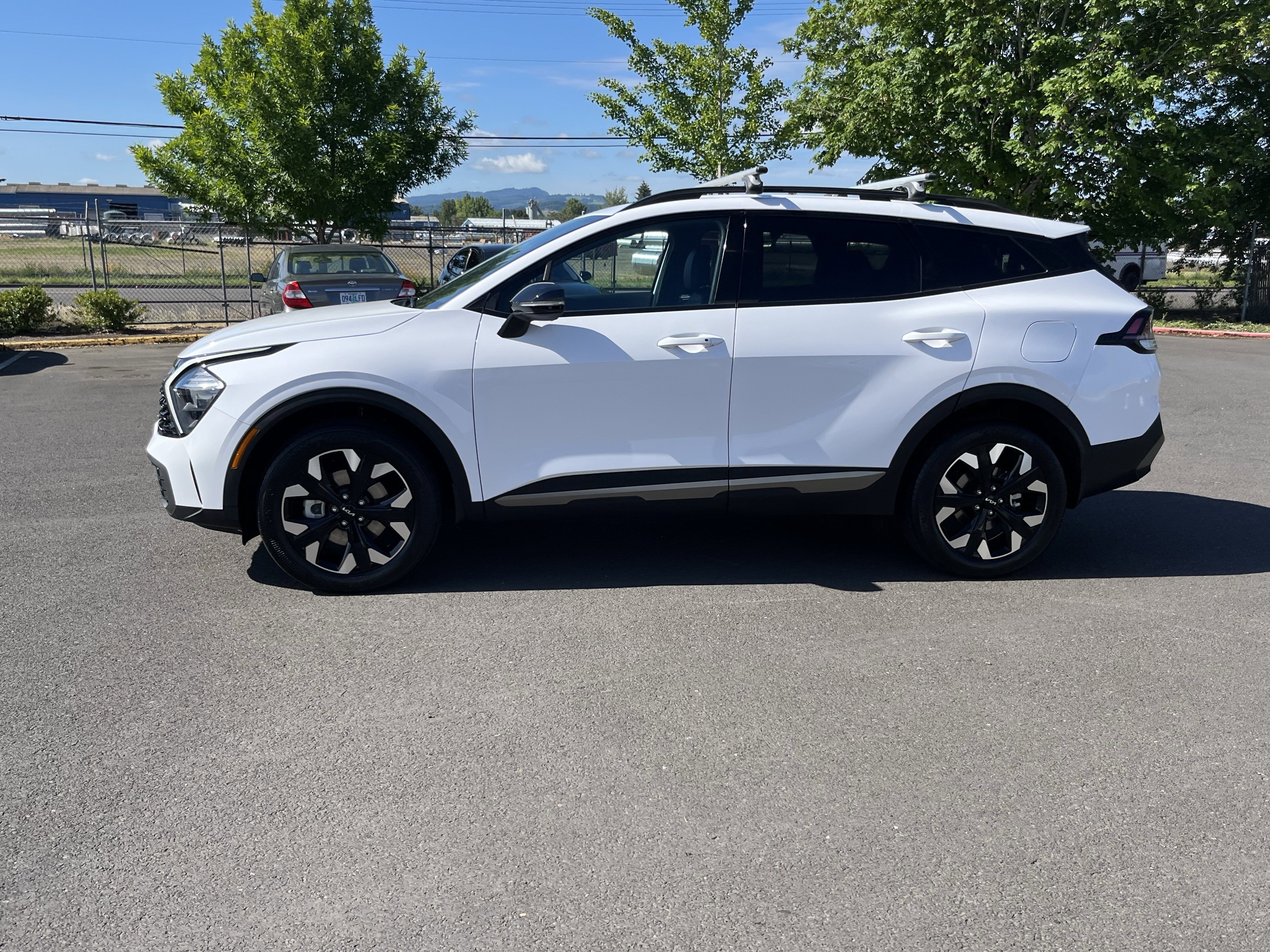 Used 2023 Kia Sportage X-Line AWD/4WD image 2