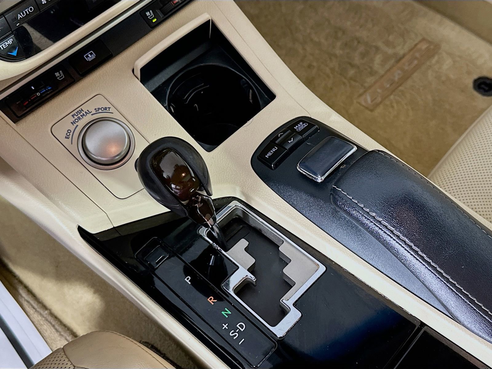 Used 2013 Lexus ES 350 w/ Luxury Pkg FWD image 17
