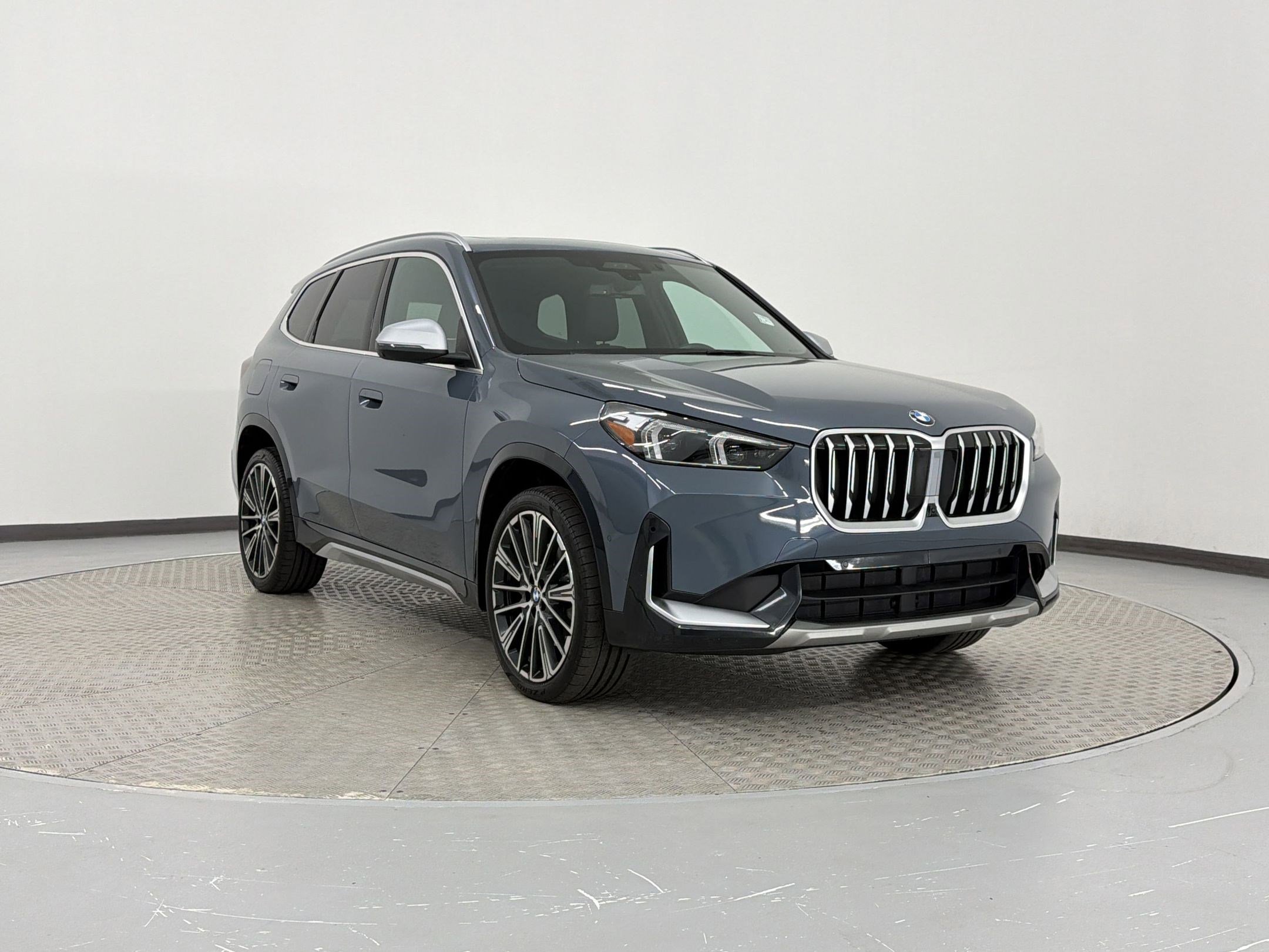 Certified 2024 BMW X1 xDrive28i w/ Premium Package AWD/4WD image 7