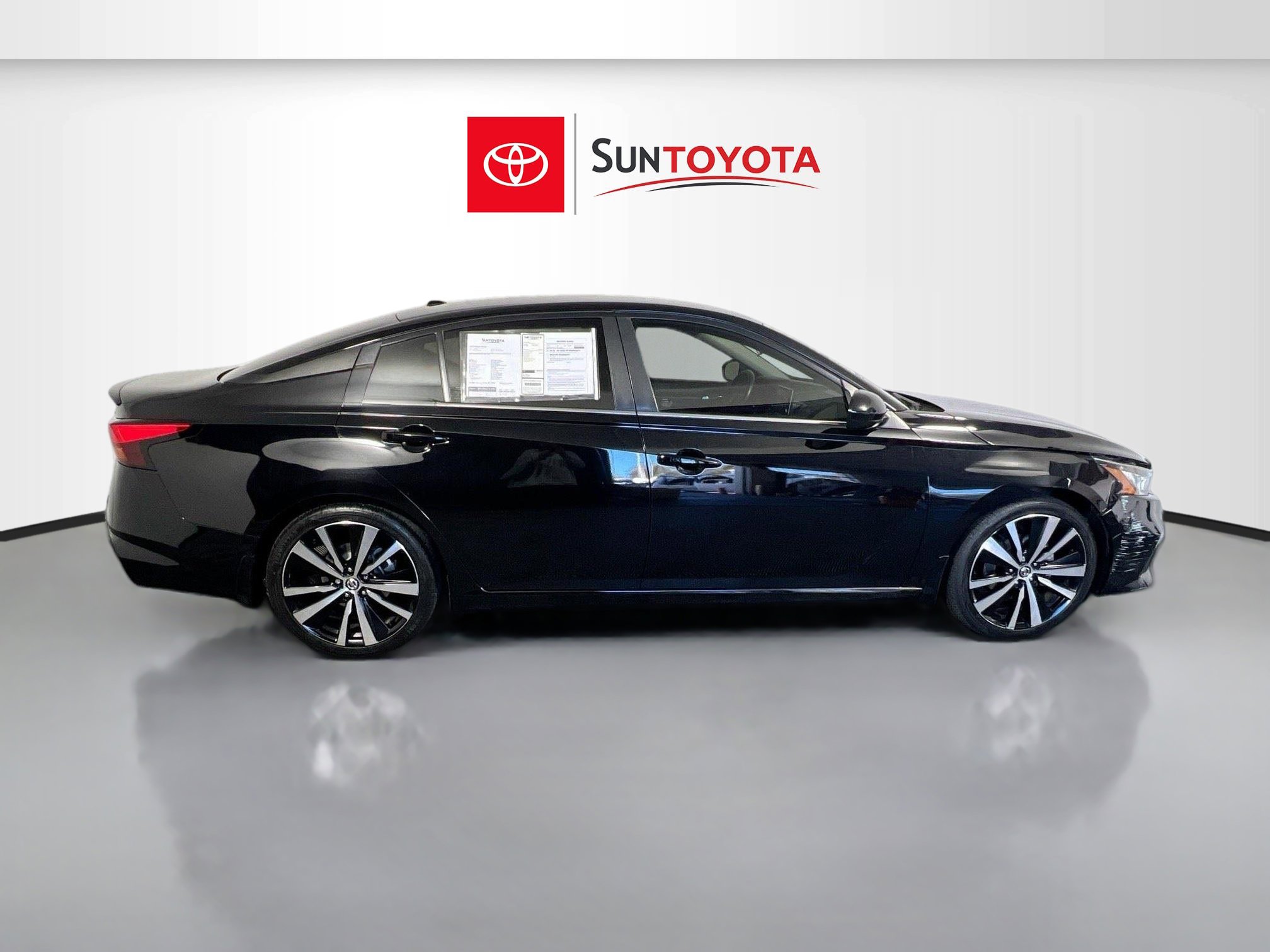 Used 2022 Nissan Altima 2.5 SR