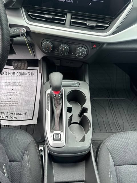 Certified 2025 Chevrolet Trax RS w/ Sunroof Package FWD image 21