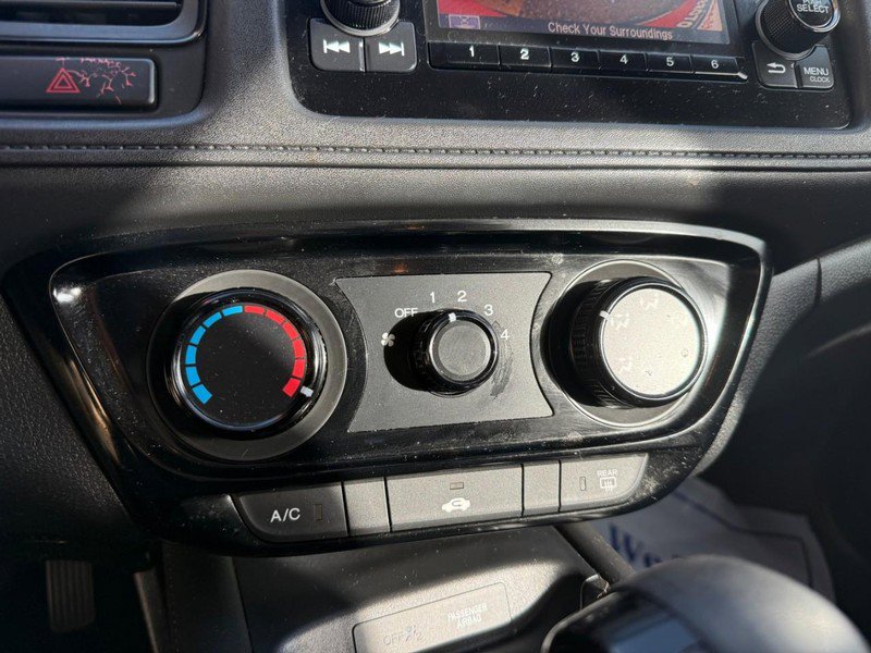 Used 2017 Honda HR-V LX image 27