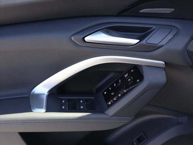 Used 2025 Audi Q5 Prestige AWD/4WD image 12