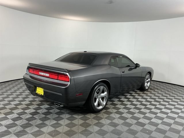 Used 2014 Dodge Challenger R/T w/ Sound Group II RWD image 5