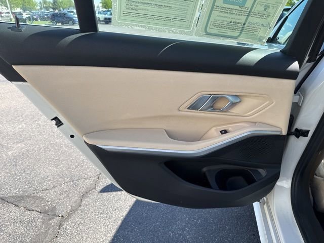 Used 2020 BMW 330i xDrive Sedan w/ Convenience Package AWD/4WD image 36