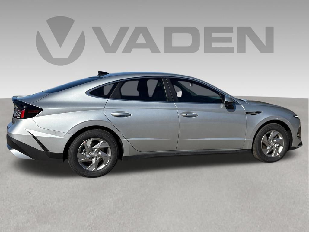 New 2026 Hyundai Sonata SE FWD image 7