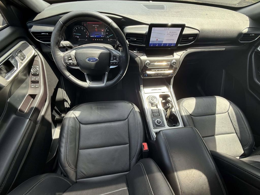 Used 2020 Ford Explorer Limited AWD/4WD image 14