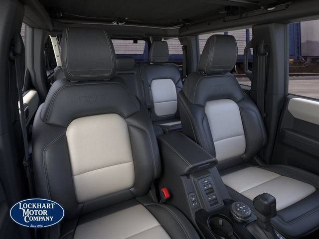 New 2026 Ford Bronco Outer Banks w/ Sasquatch Package AWD/4WD image 10