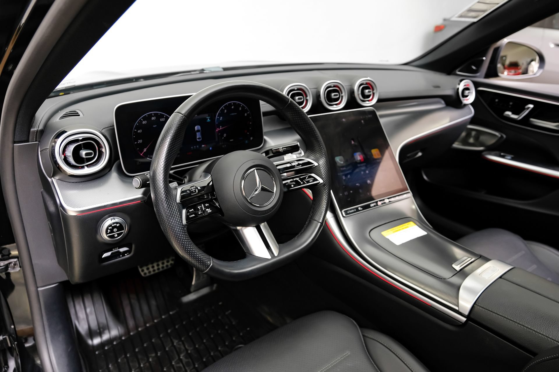 Used 2025 Mercedes-Benz C 300 4MATIC Sedan w/ AMG Line w/ Night Package image 3
