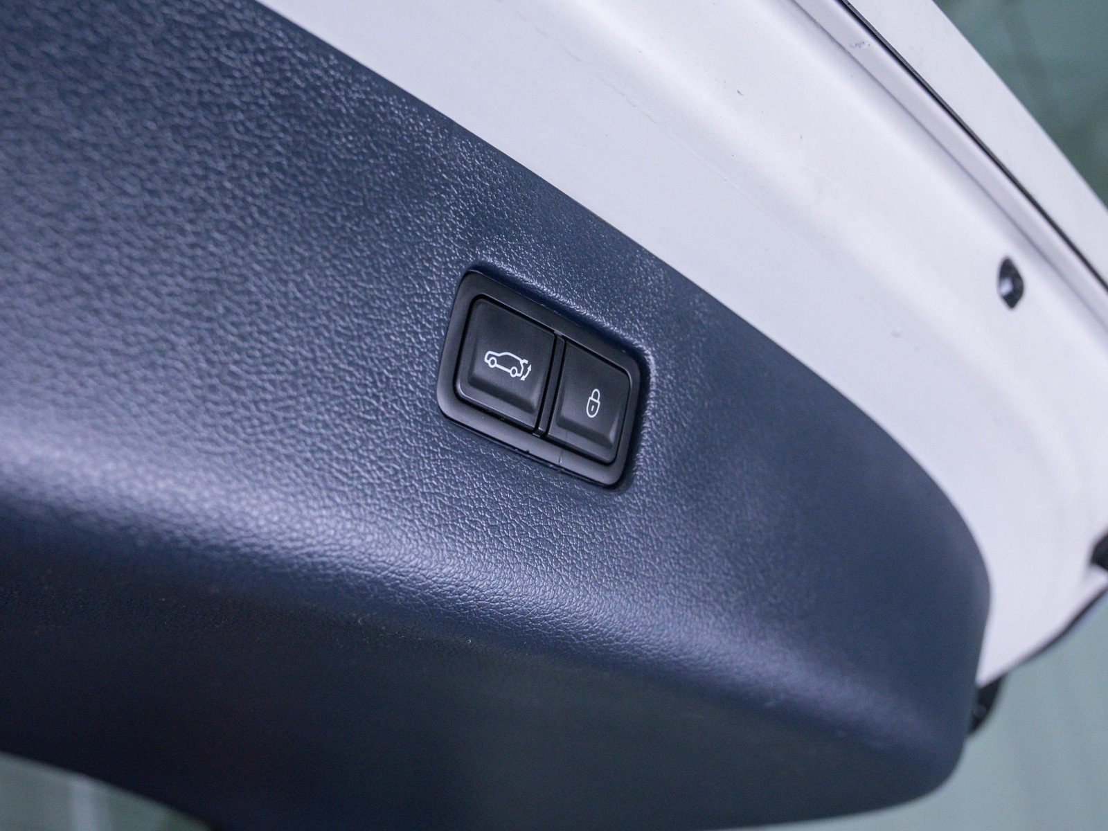 Used 2023 Genesis GV80 3.5T w/ Prestige Matte Package image 9