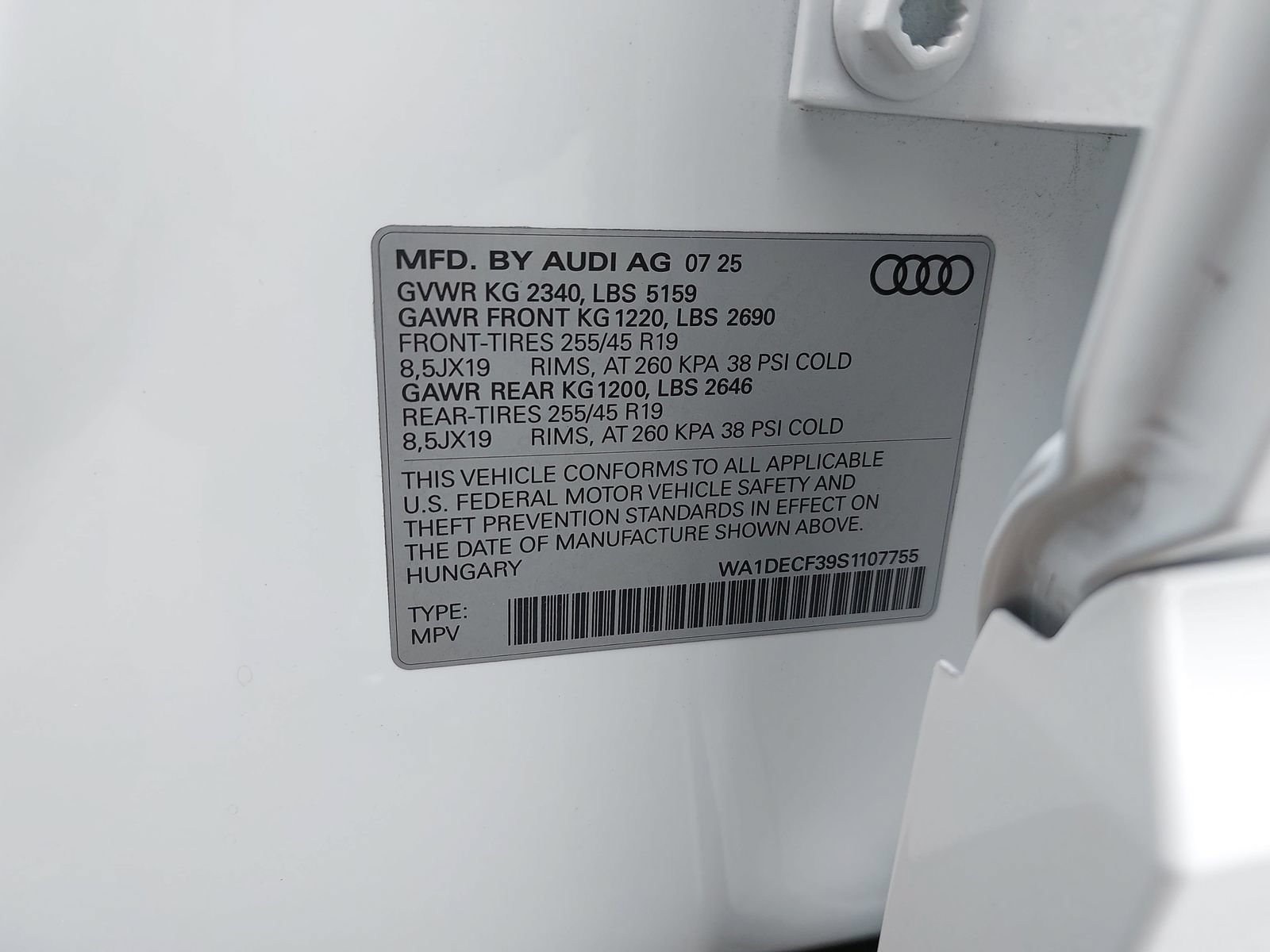 Certified 2025 Audi Q3 2.0T Premium w/ Convenience Package AWD/4WD image 41