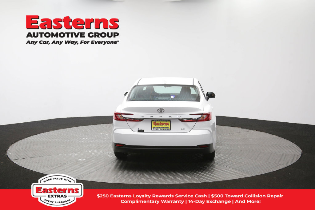 Used 2025 Toyota Camry LE w/ Convenience Package FWD image 37