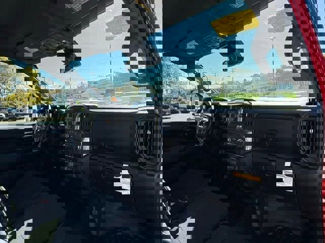 New 2025 GMC Sierra 2500 Pro w/ Convenience Package image 20