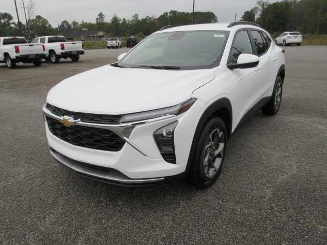 New 2026 Chevrolet Trax LT image 2