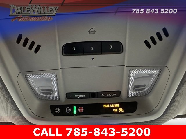 Used 2021 Buick Enclave Essence image 15