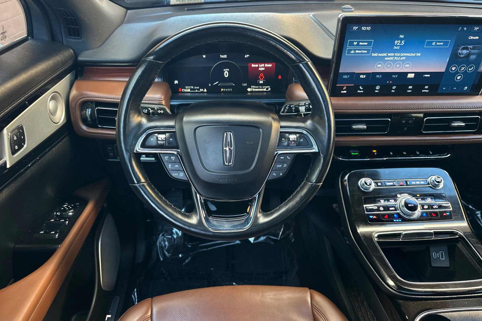 Used 2023 Lincoln Nautilus Reserve w/ Equipment Group 202A image 13