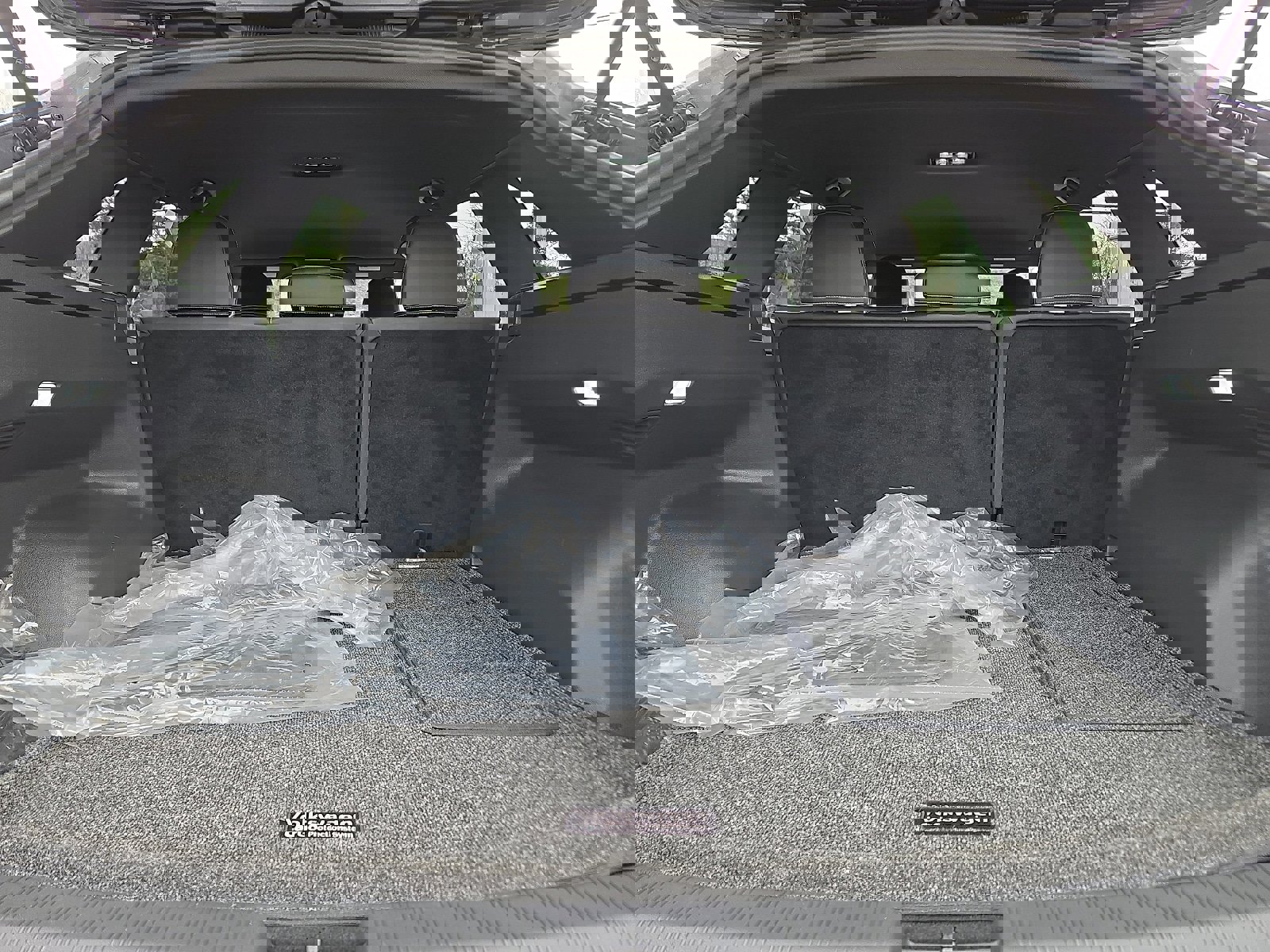 Used 2024 Volkswagen Atlas Cross Sport SE image 27