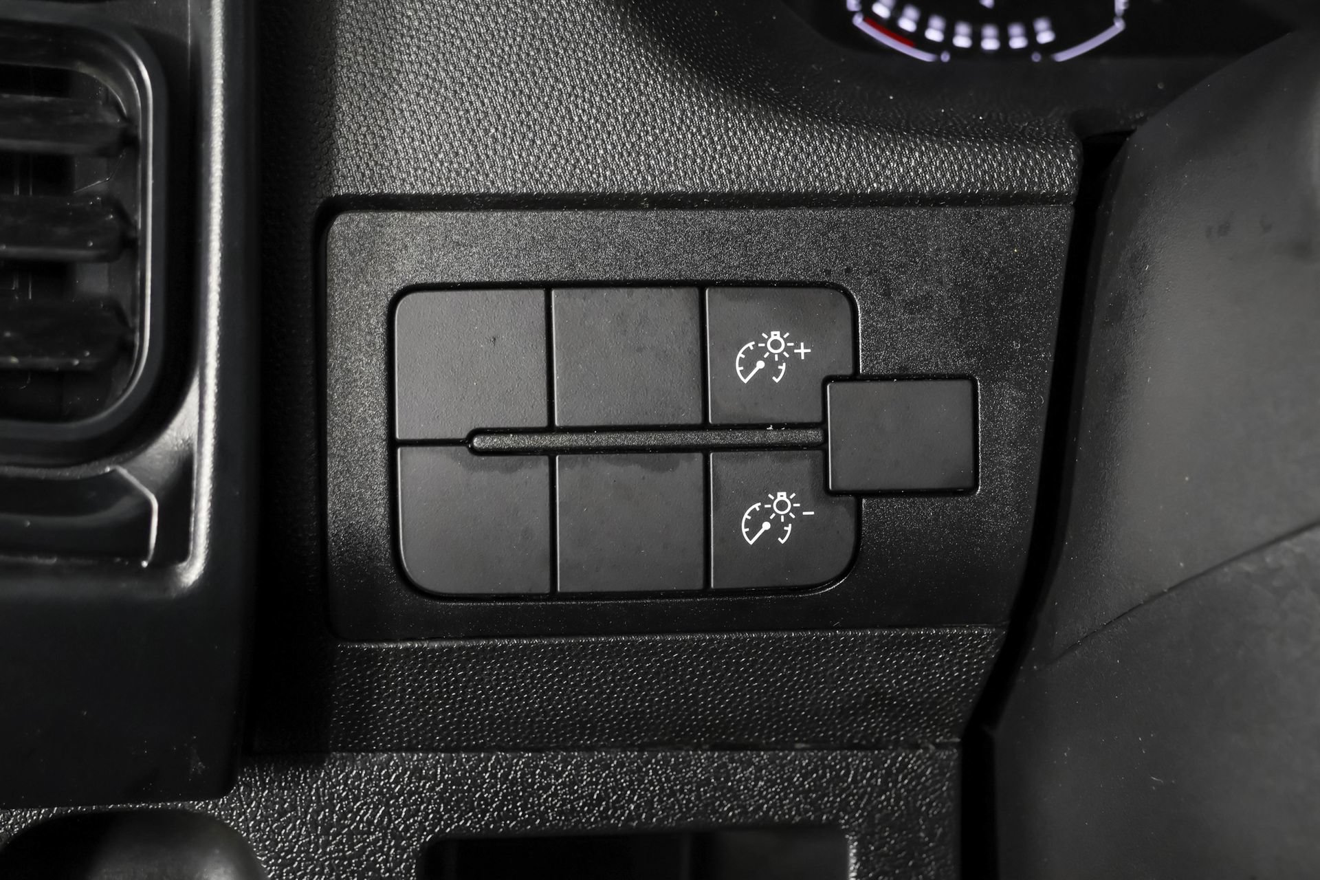 Used 2023 RAM ProMaster 2500 FWD image 23