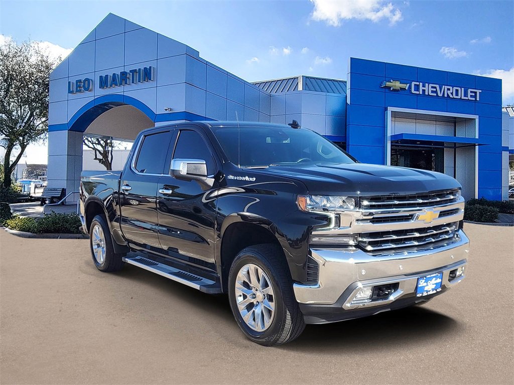 Used 2022 Chevrolet Silverado 1500 LTZ w/ Safety Package II image 2