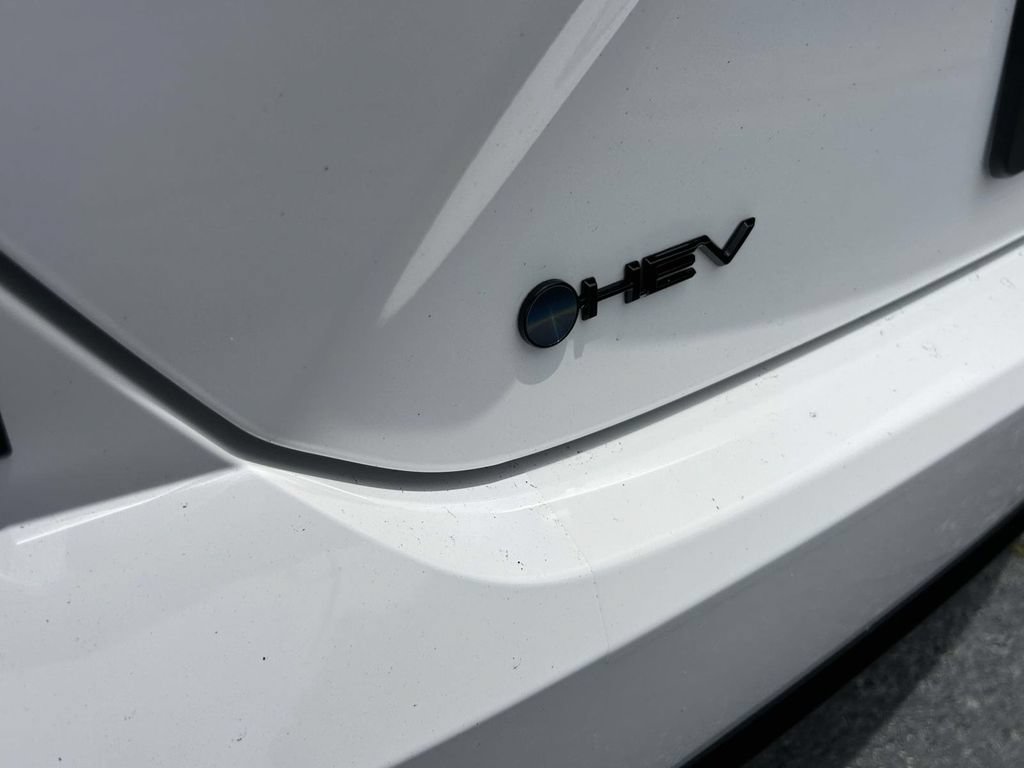 New 2026 Toyota Camry Hybrid w/ Convenience Package FWD image 10